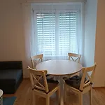 Flataid Goessendorf/magna Apartment *